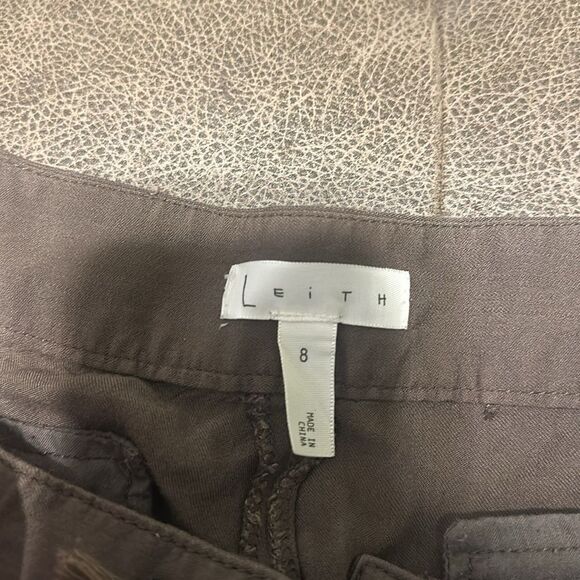 Leith Size 8 Capri pants - Picture 2 of 2